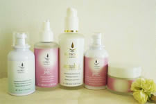 �^�E�g���b�t�F���@���[�Y���C���@�z�[���[�i�`�����������f�B�[�Y